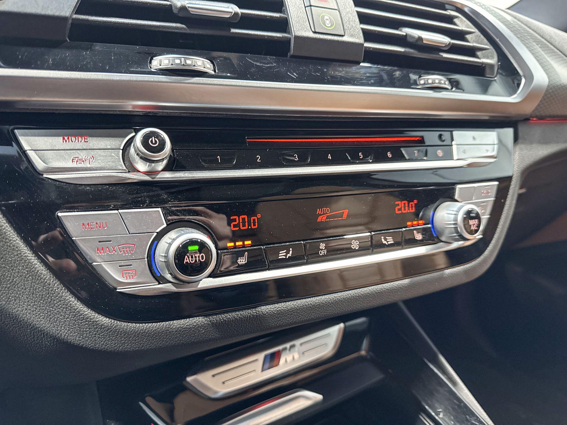 Foto van BMW X3 M40i