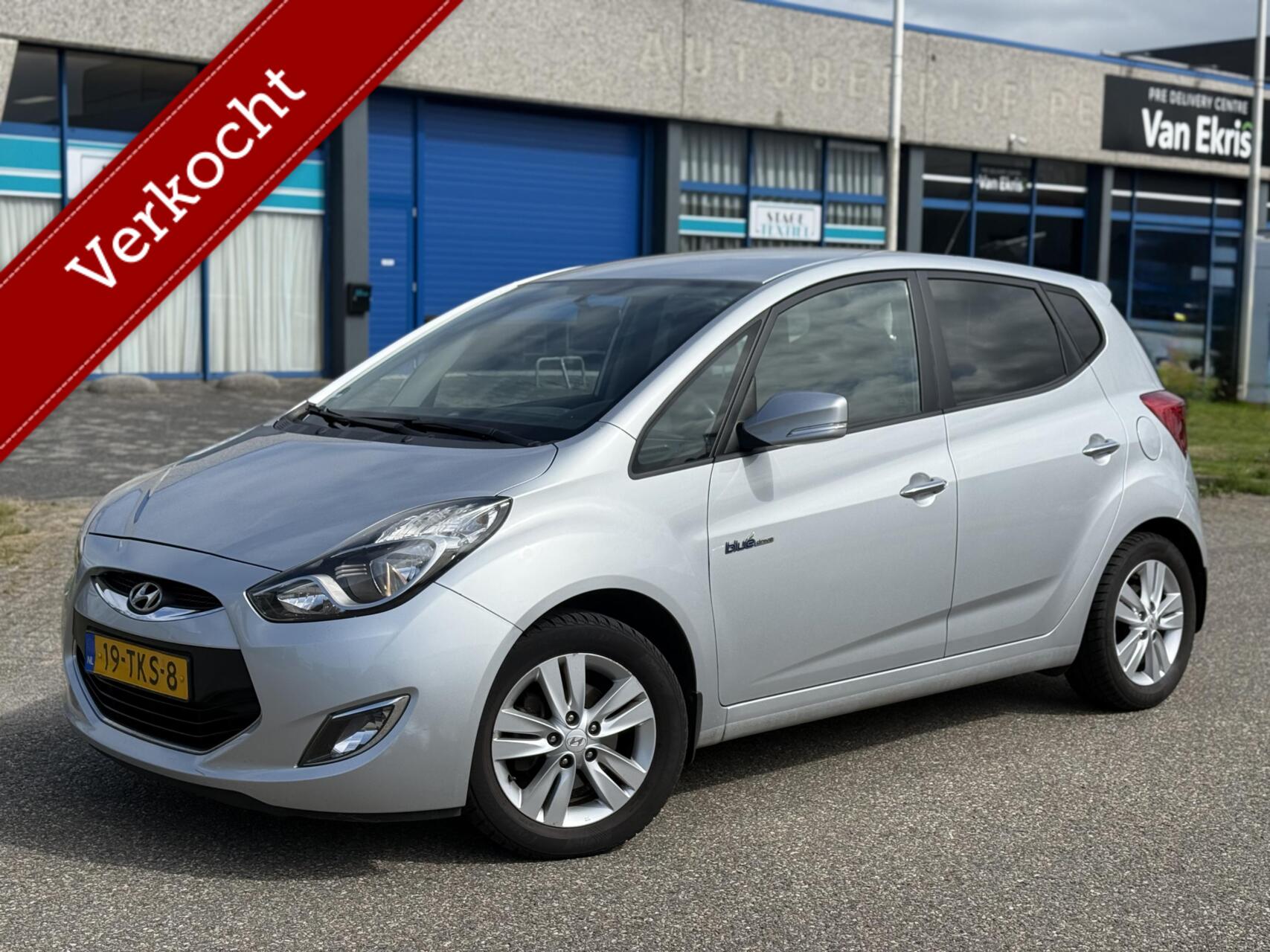 Hyundai Ix20 1.4i i-Vision 2012 Airco Cruise Velgen NL Auto 2012 - voorkant