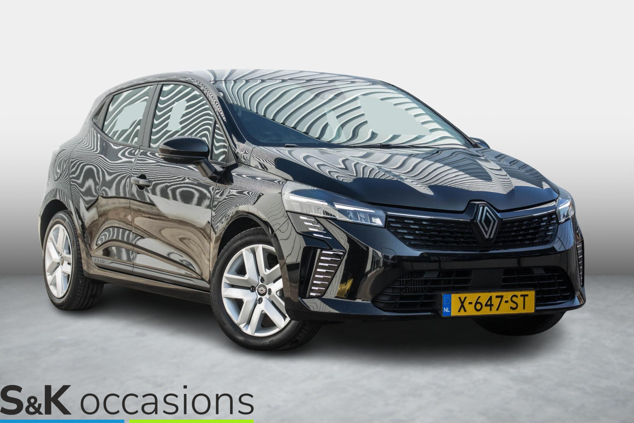 Renault Clio 1.0 TCe 90 evolution 2024 - voorkant