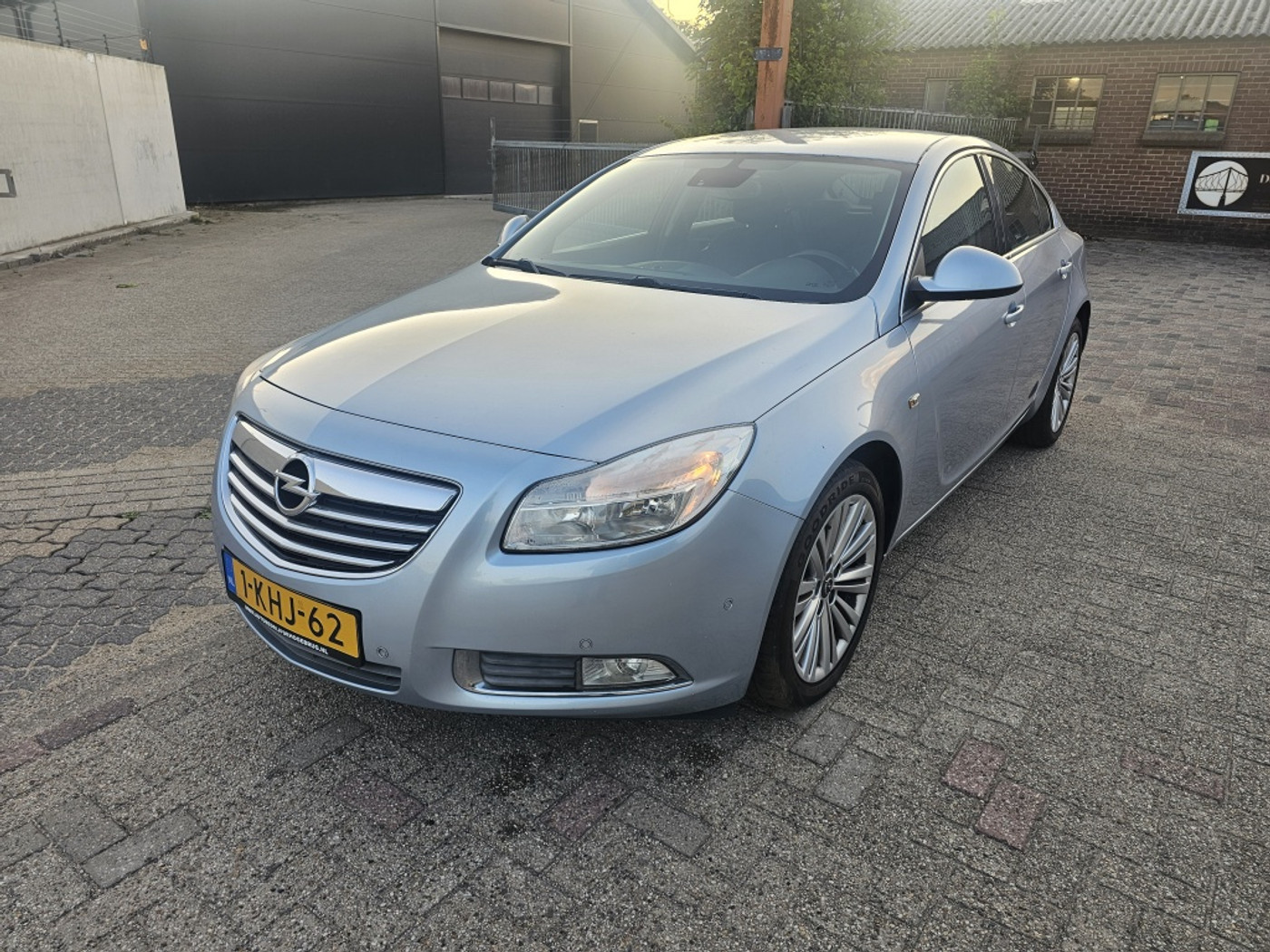 Opel Insignia Limousine HB 2.0 CDTI EcoF. D.Ed.Apk,Nap,Trekhaak,Airco 2013 - voorkant