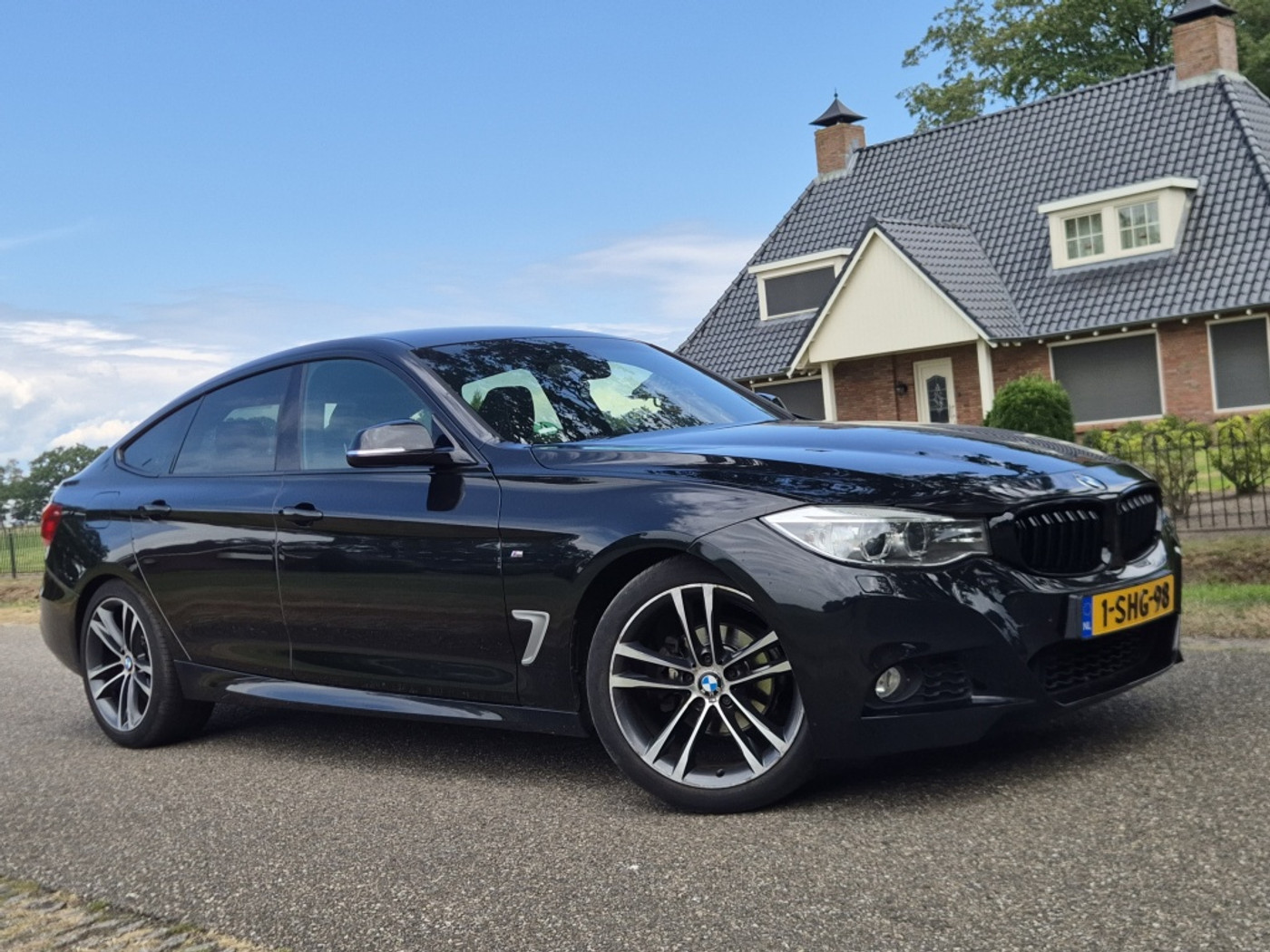 Foto van BMW 320i