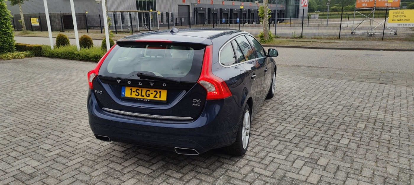 Foto van Volvo V60 Plug In Hybrid