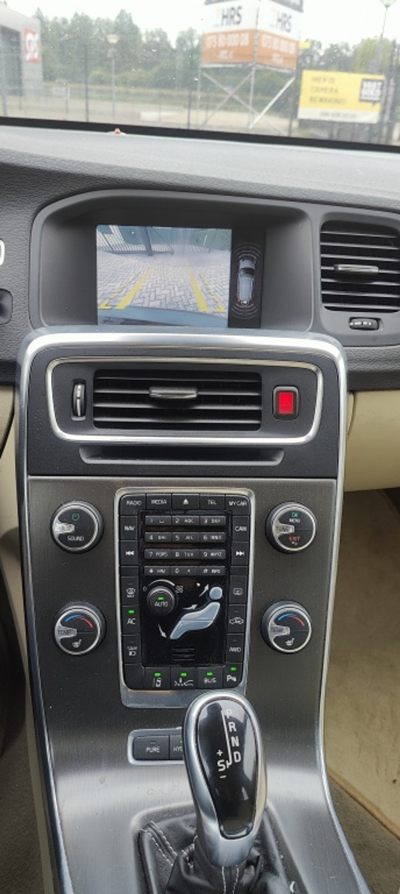 Foto van Volvo V60 Plug In Hybrid