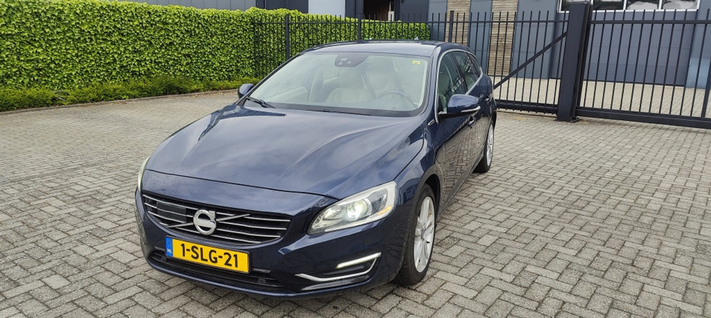 Foto van Volvo V60 Plug In Hybrid