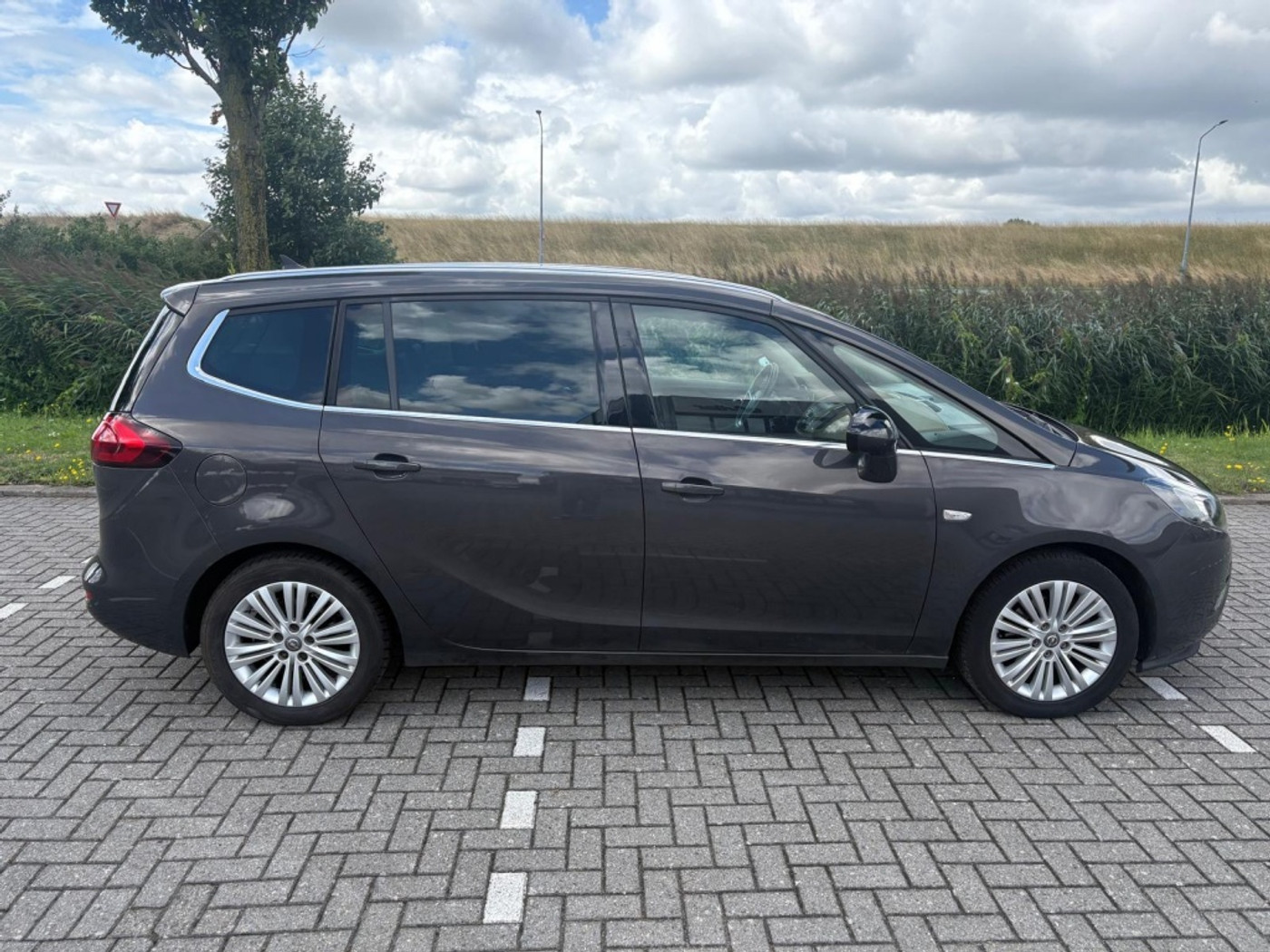 Foto van Opel Zafira Tourer