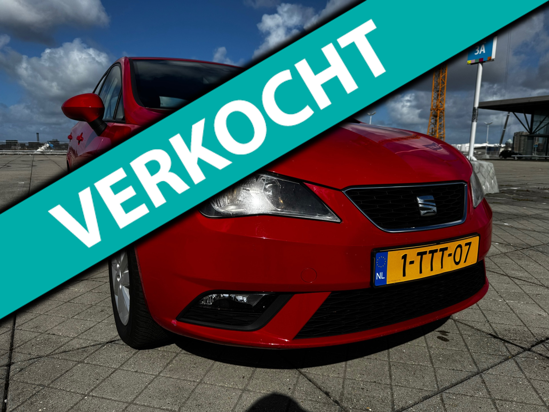 Seat Ibiza 1.2 TSI Enjoy CLIMA CRUISE GARMIN NAP 2014 - voorkant