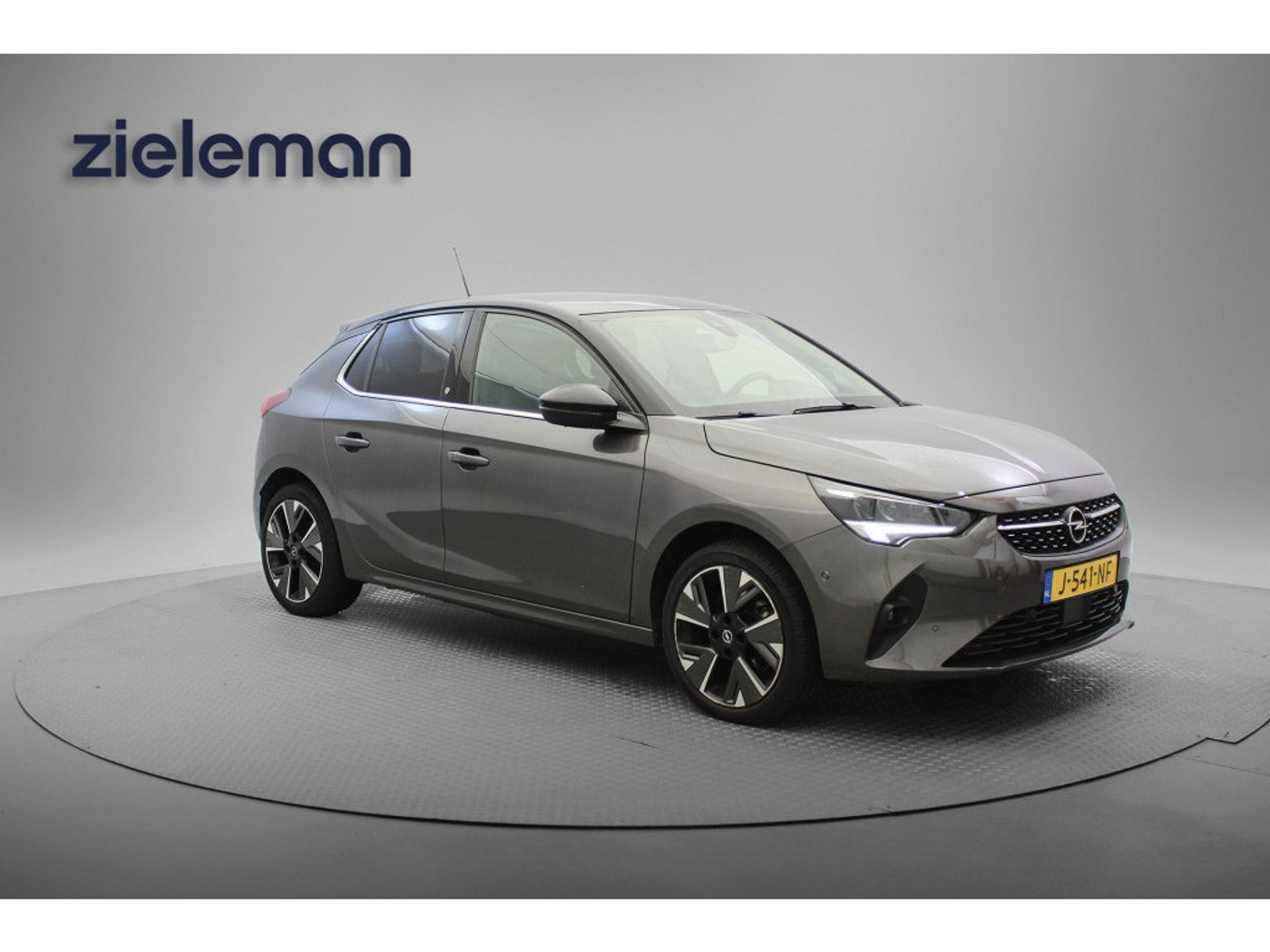 Opel Corsa Elegance 2020 - voorkant