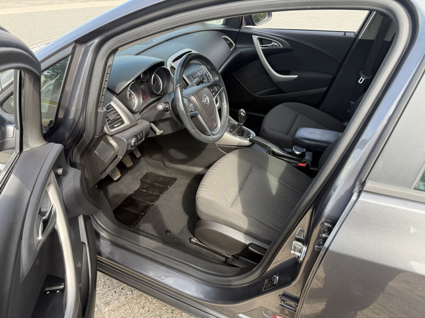 Foto van Opel Astra Sports Tourer