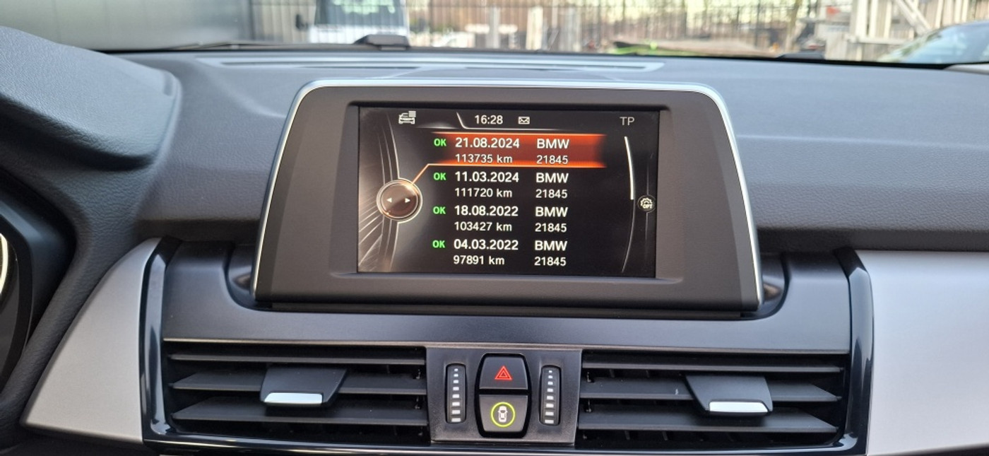 Foto van BMW 218i Active Tourer