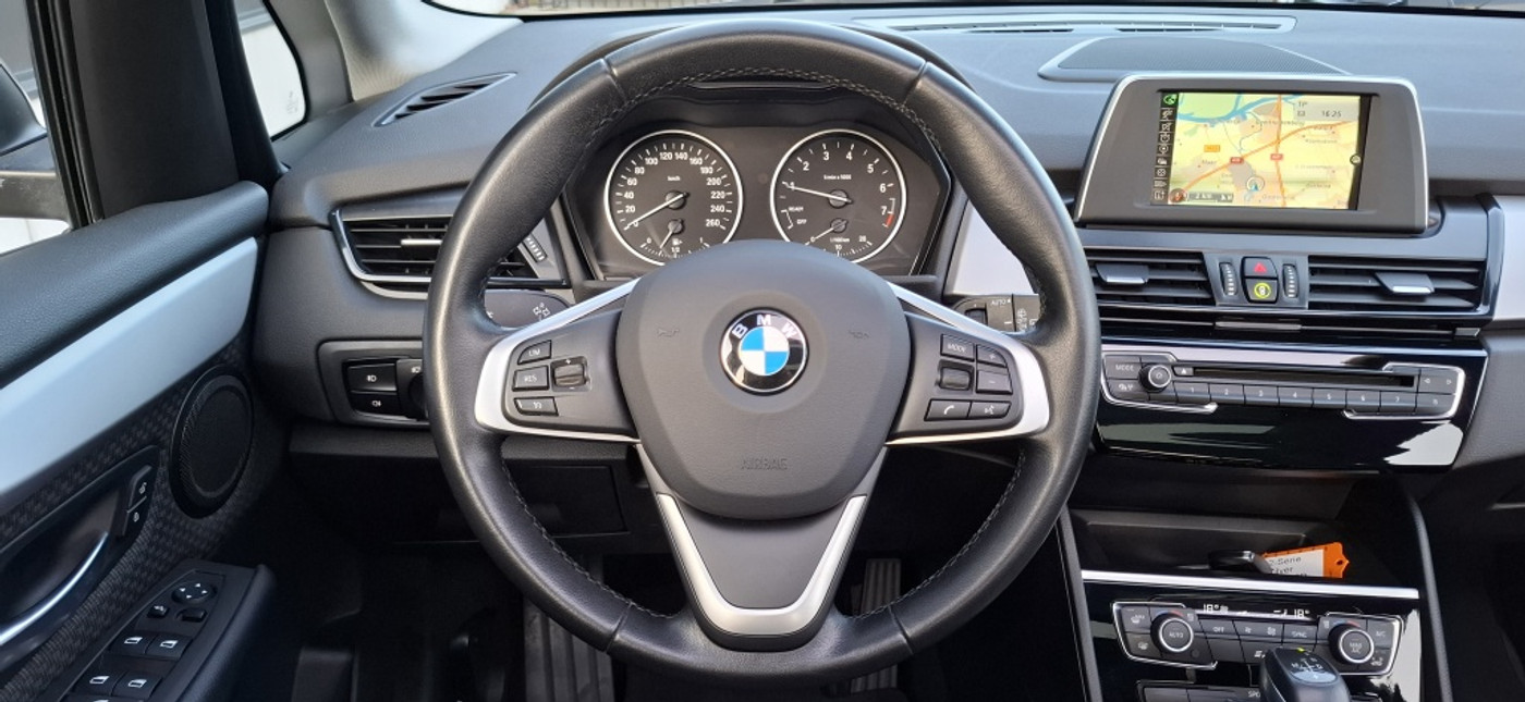 Foto van BMW 218i Active Tourer