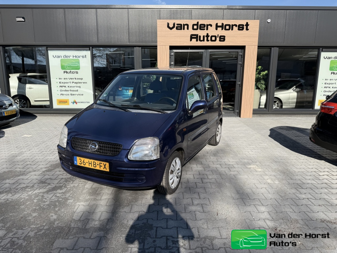 Opel Agila 1.2-16V Comfort 2001 - voorkant