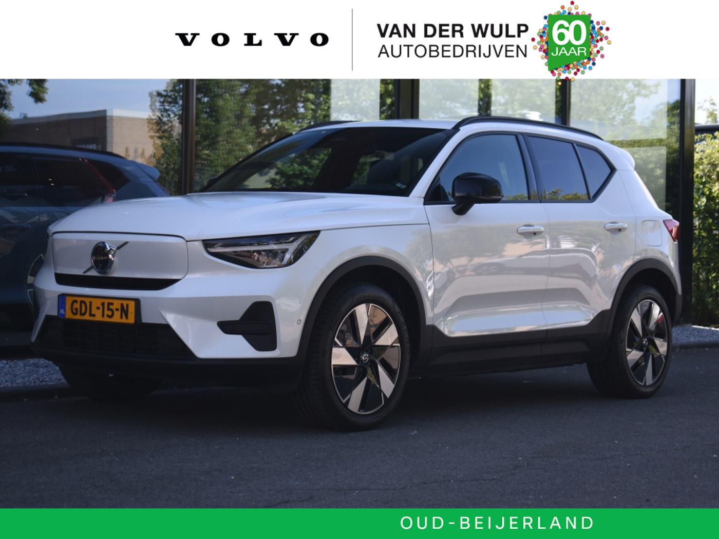 Volvo Ex40 Extended Core 82 kWh 2024 - voorkant