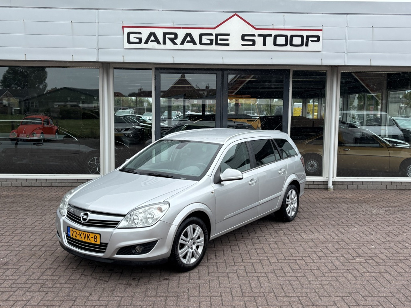 Opel Astra Station Wagon 1.8 Cosmo 2010 - voorkant