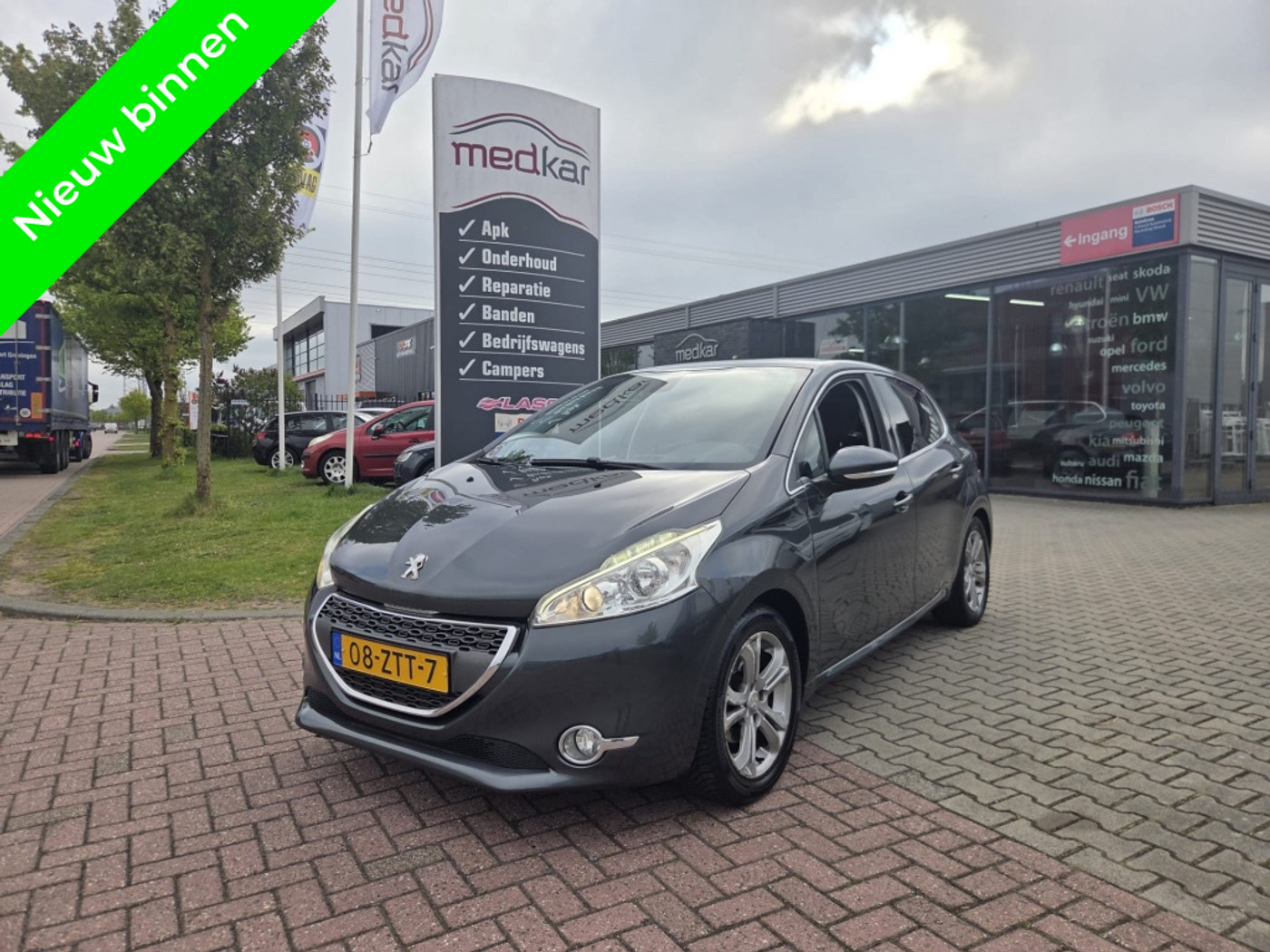 Peugeot 208 1.2 VTi Allure 2013 - voorkant