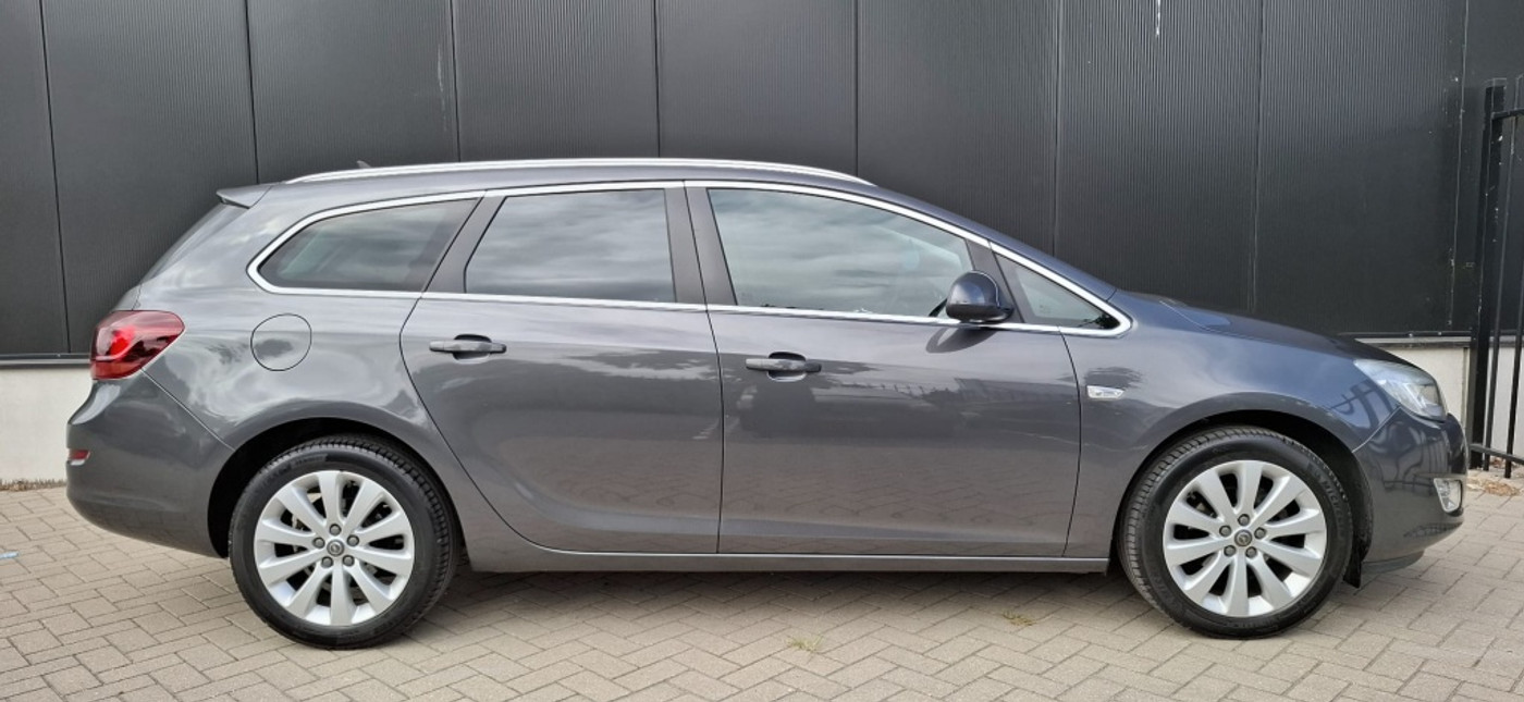 Foto van Opel Astra Sports Tourer