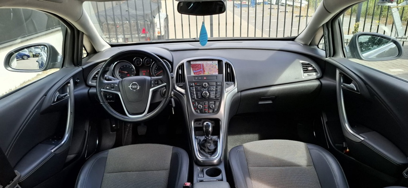 Foto van Opel Astra Sports Tourer
