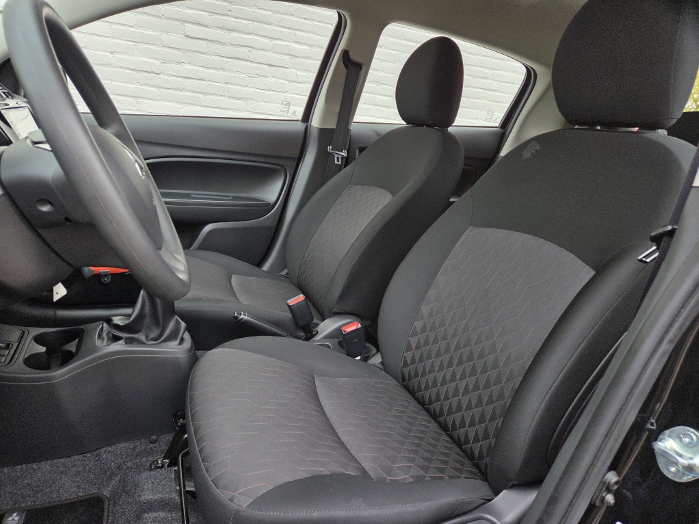 Foto van Mitsubishi Space Star