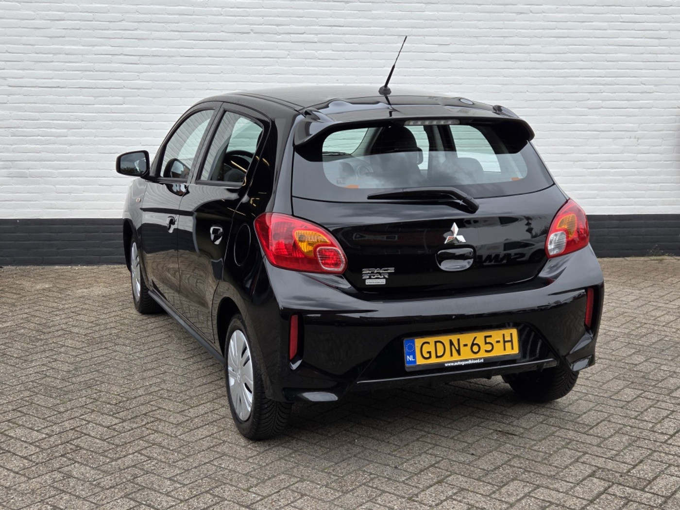 Foto van Mitsubishi Space Star