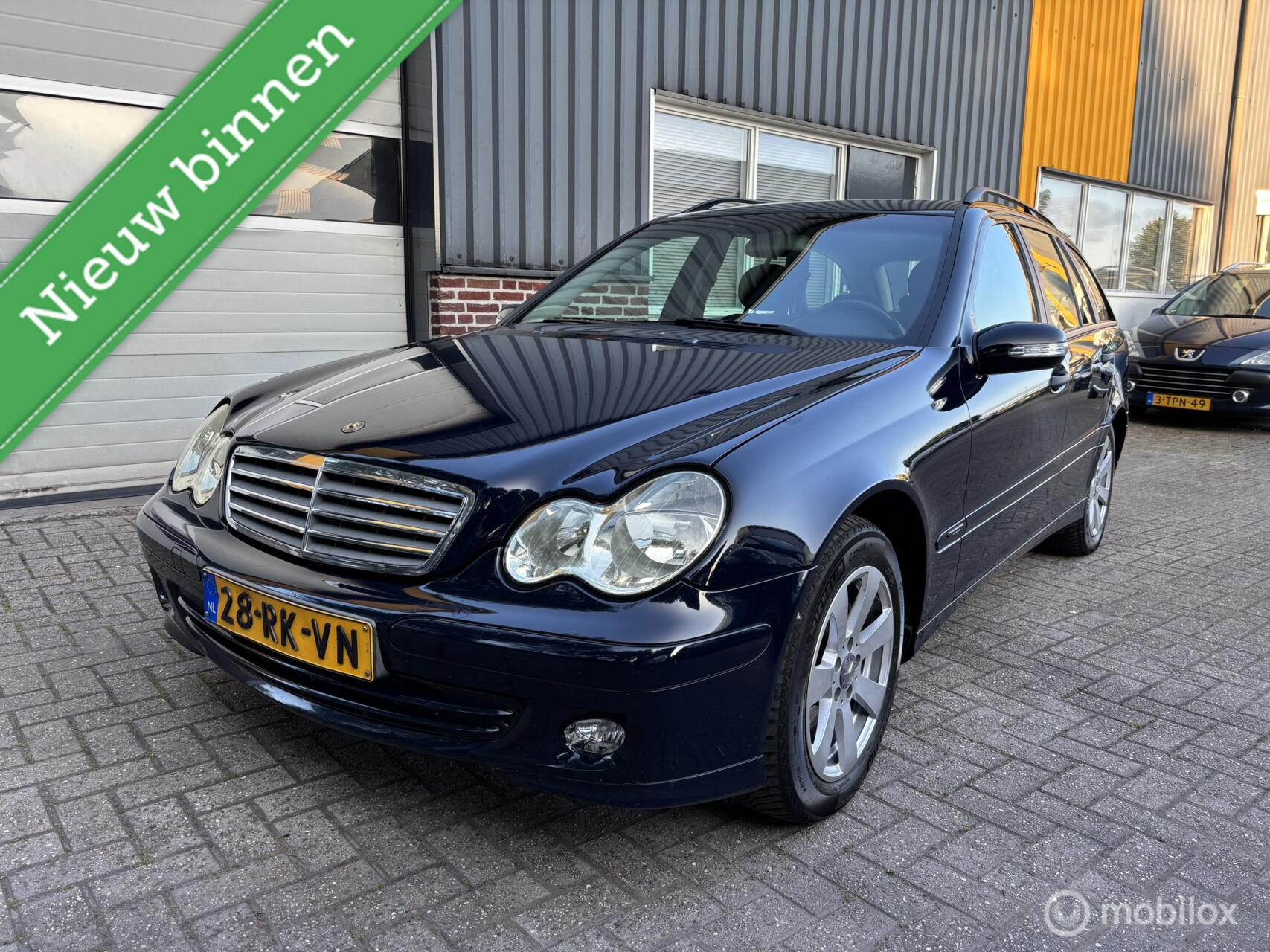 Mercedes-Benz C 180 Kompressor 180 K. Classic NETTE AUTO! TREKHAAK! 2005 - voorkant
