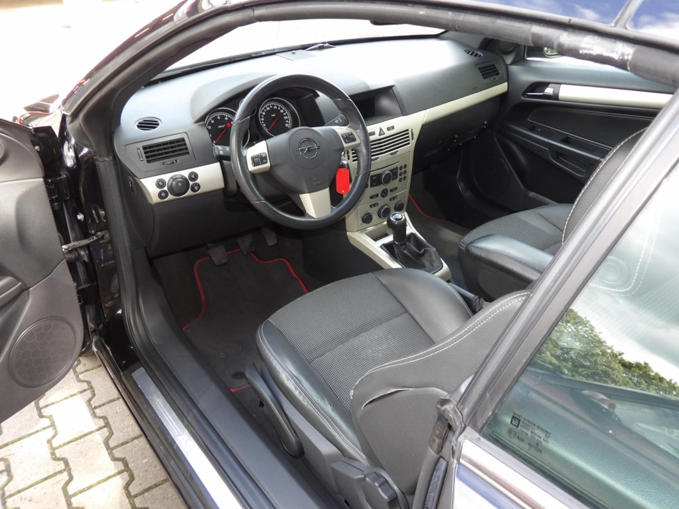 Foto van Opel Astra Twin Top