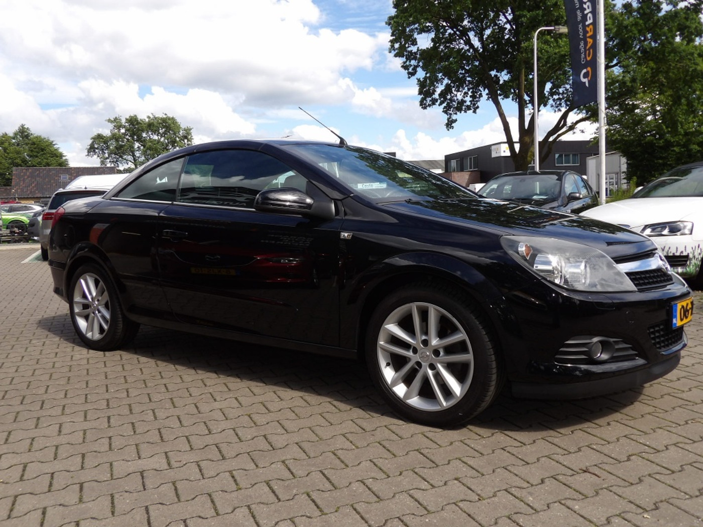 Foto van Opel Astra Twin Top