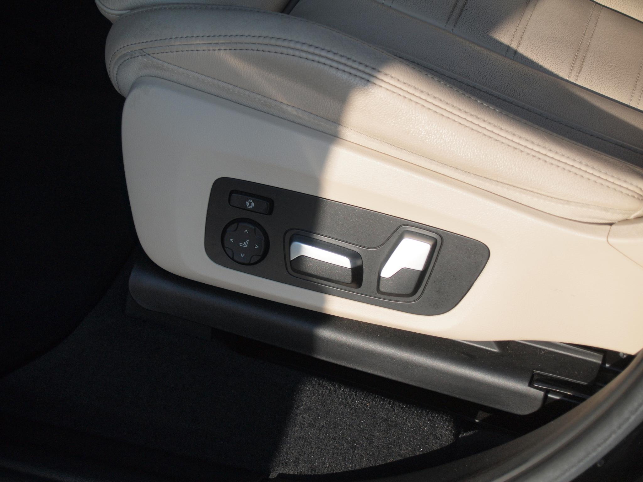 Foto van BMW Ix3