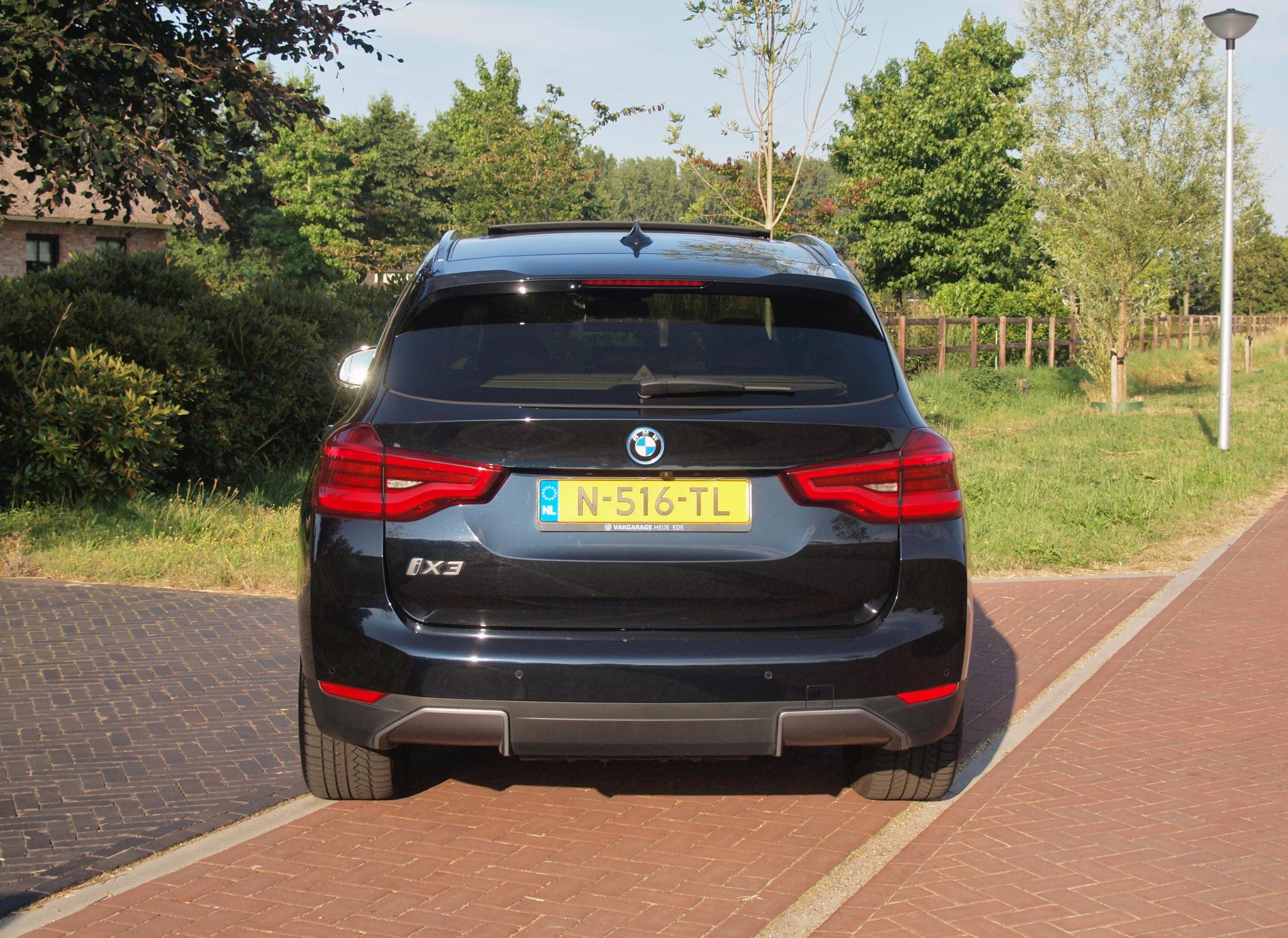 Foto van BMW Ix3
