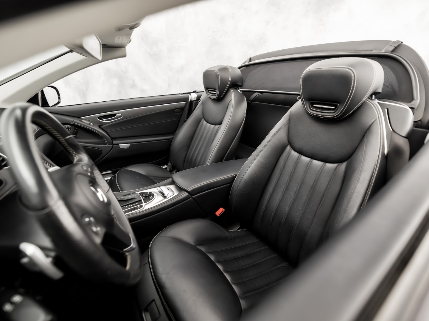 Foto van Mercedes-Benz SL 280
