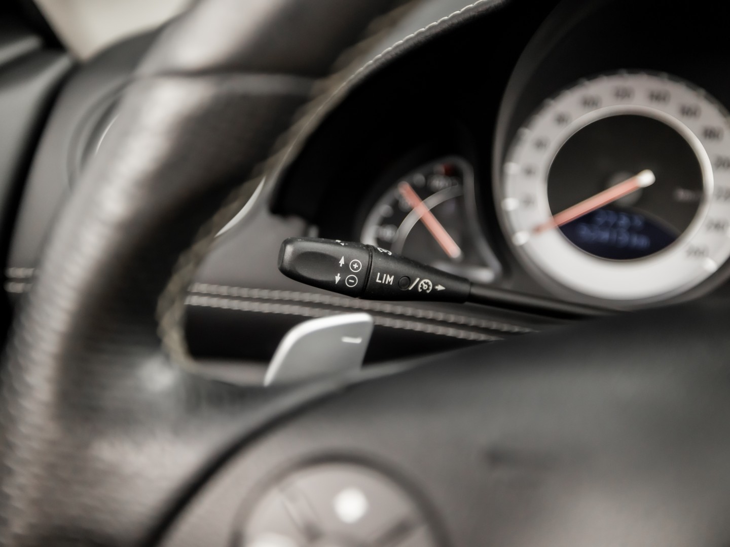 Foto van Mercedes-Benz SL 280