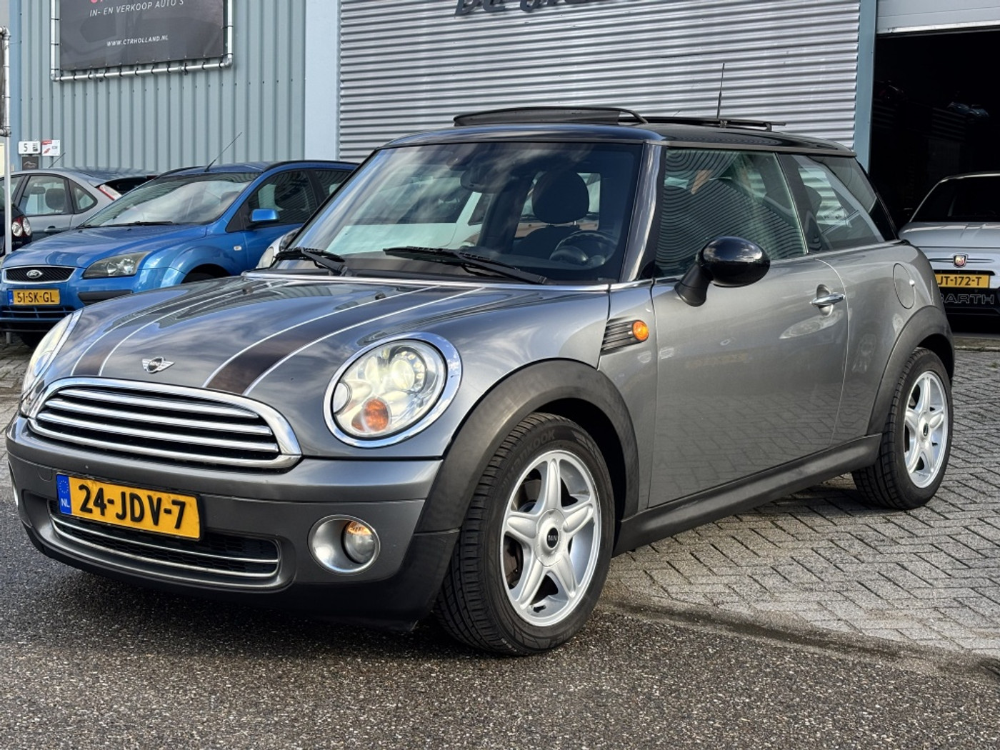 Mini Cooper 1.6 Cooper Chili Automaat 2009 - voorkant