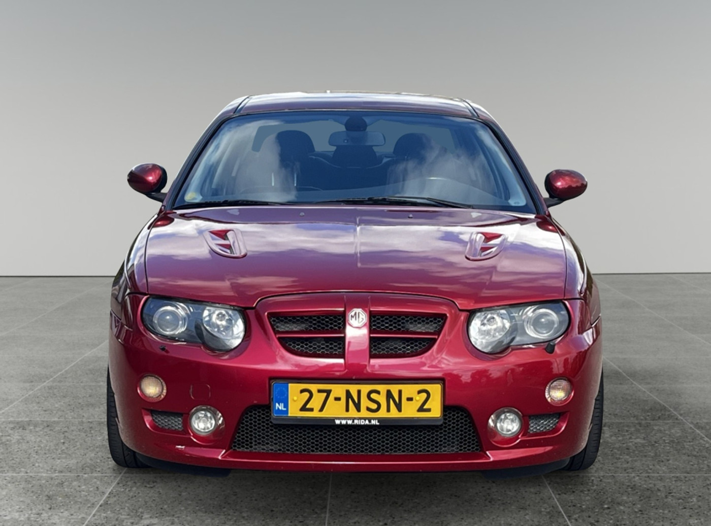 MG ZT 4.6 V8 260 2004 - voorkant