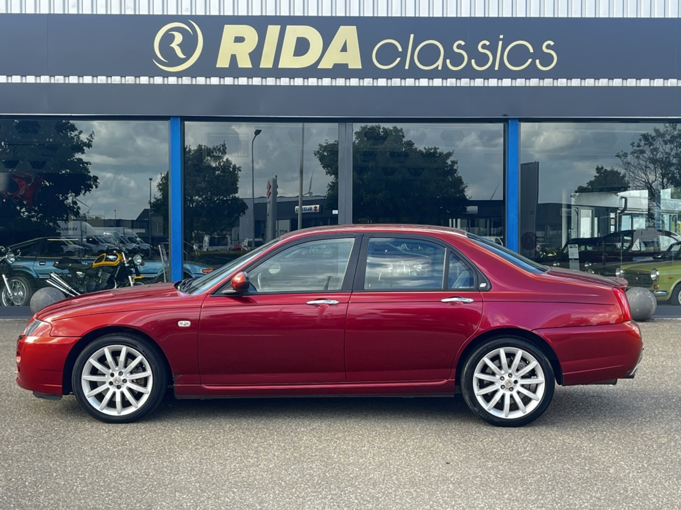 Foto van MG ZT