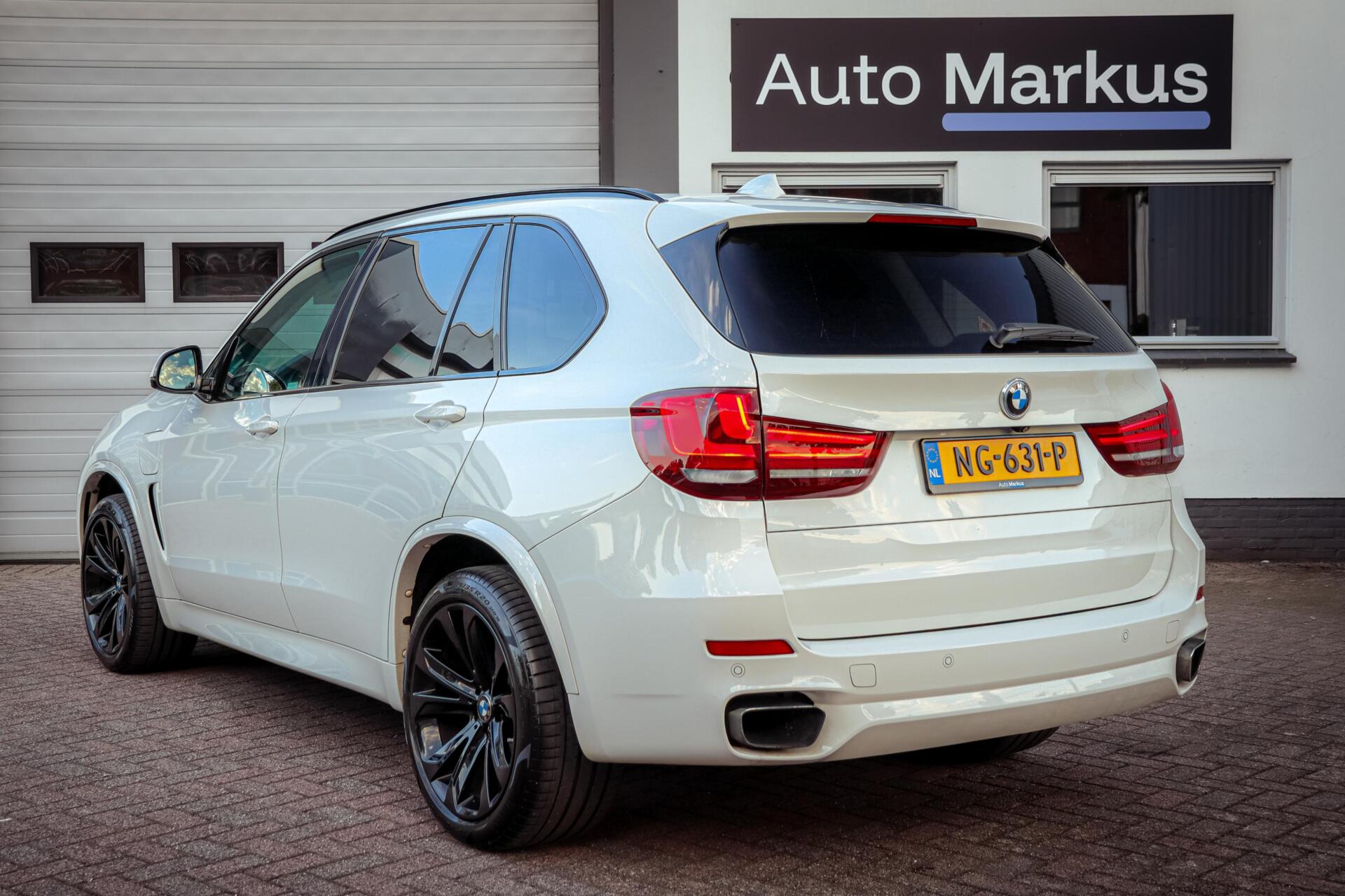 Foto van BMW X5 Xdrive40e