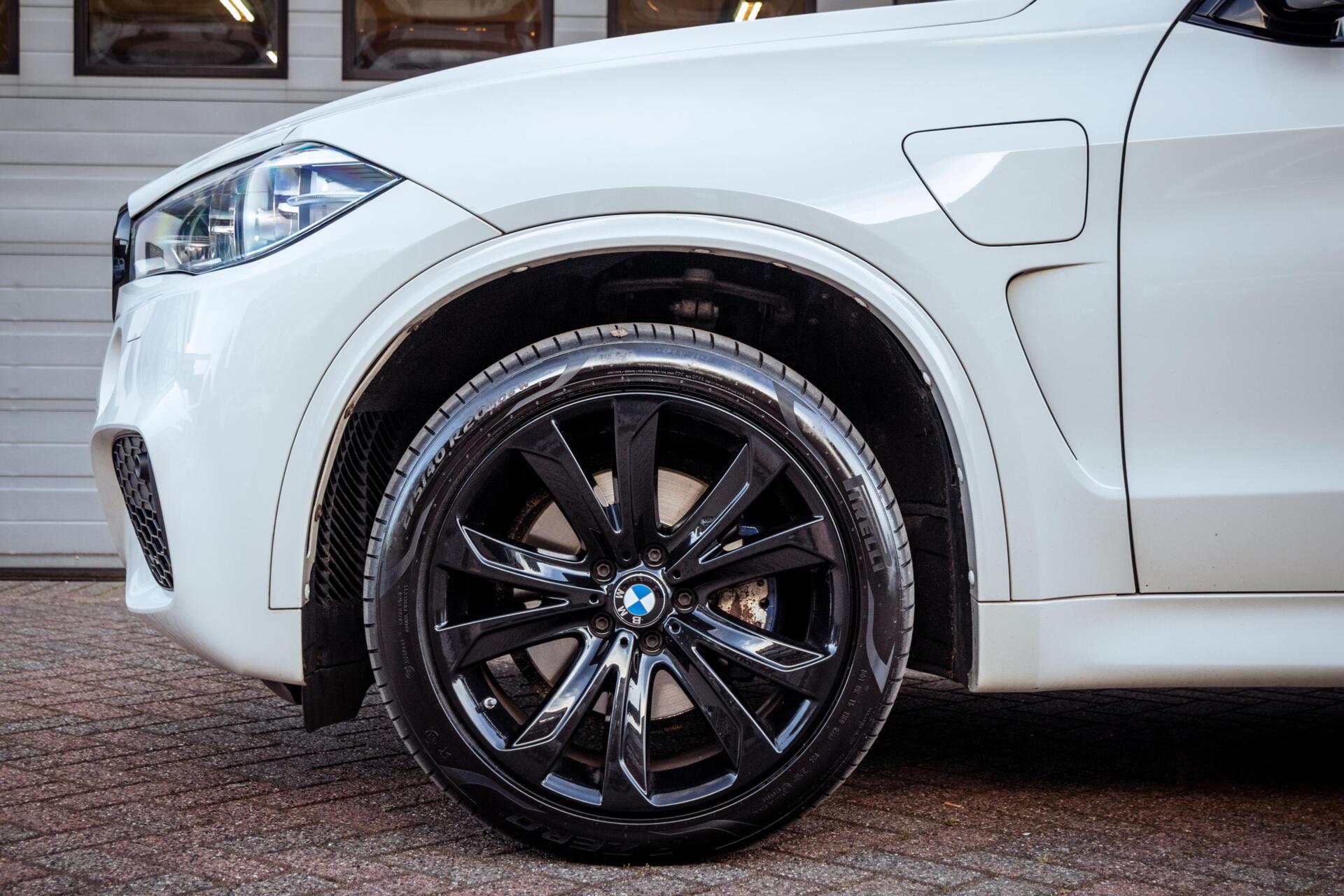 Foto van BMW X5 Xdrive40e