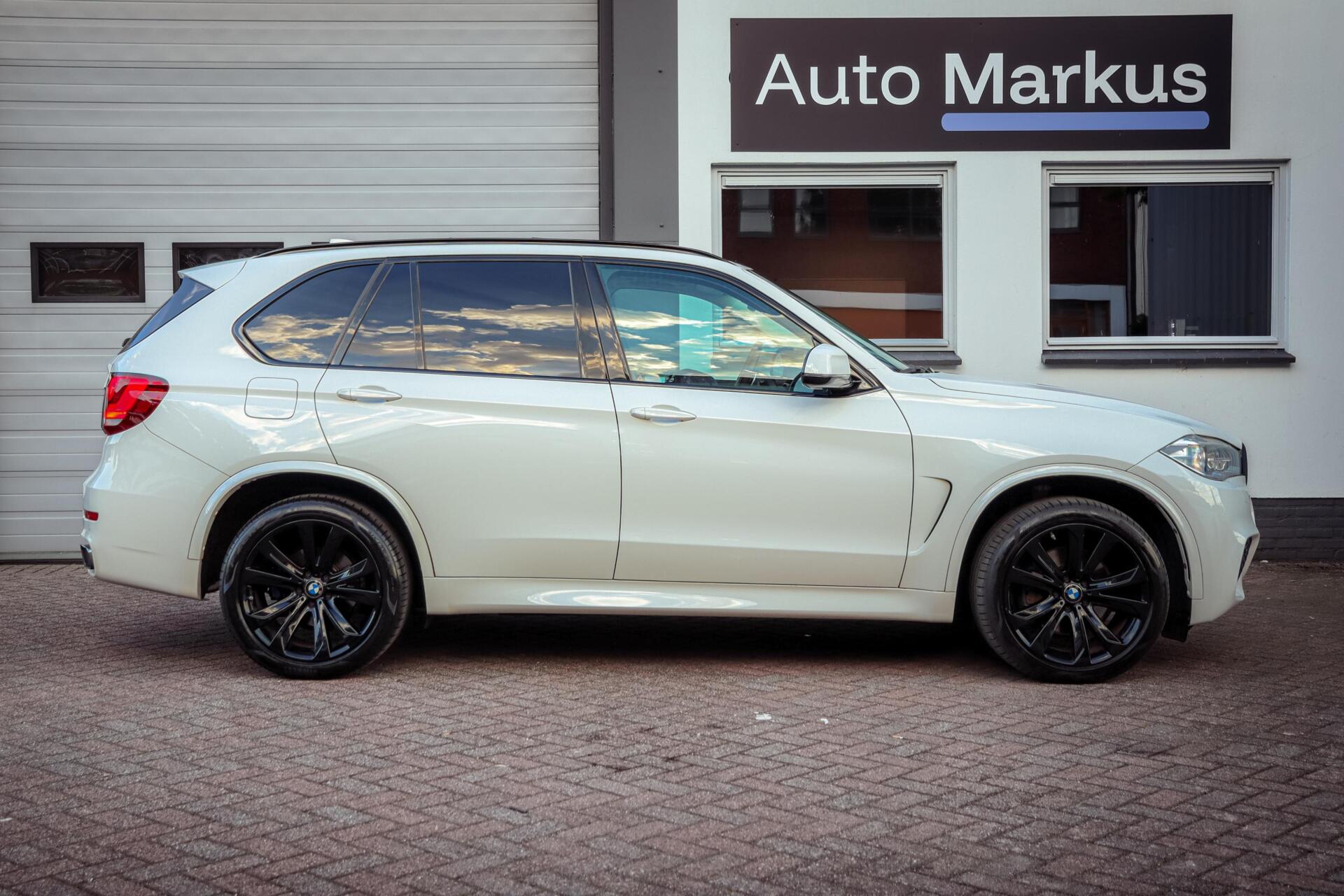 Foto van BMW X5 Xdrive40e