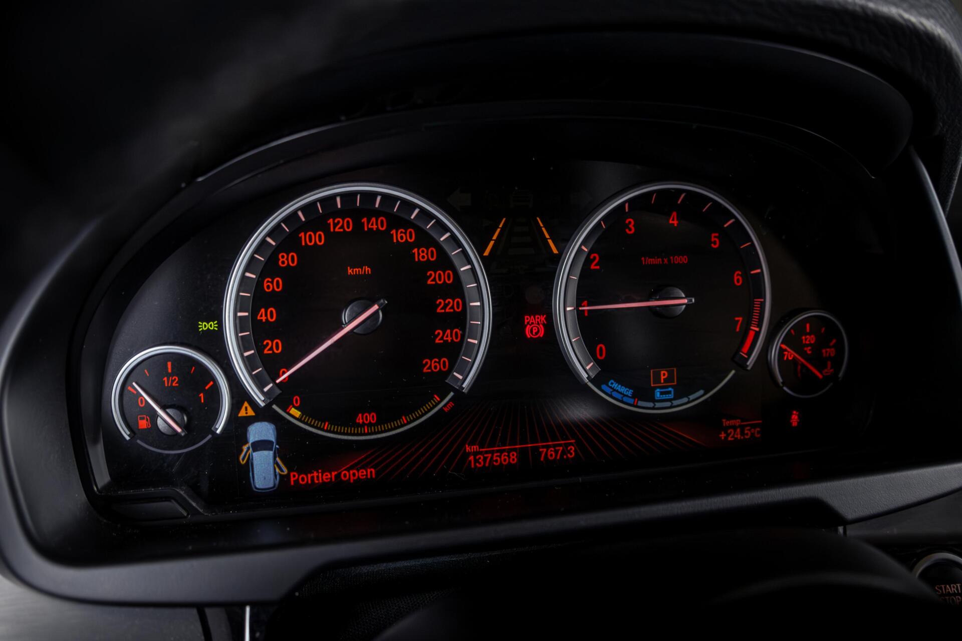 Foto van BMW X5 Xdrive40e