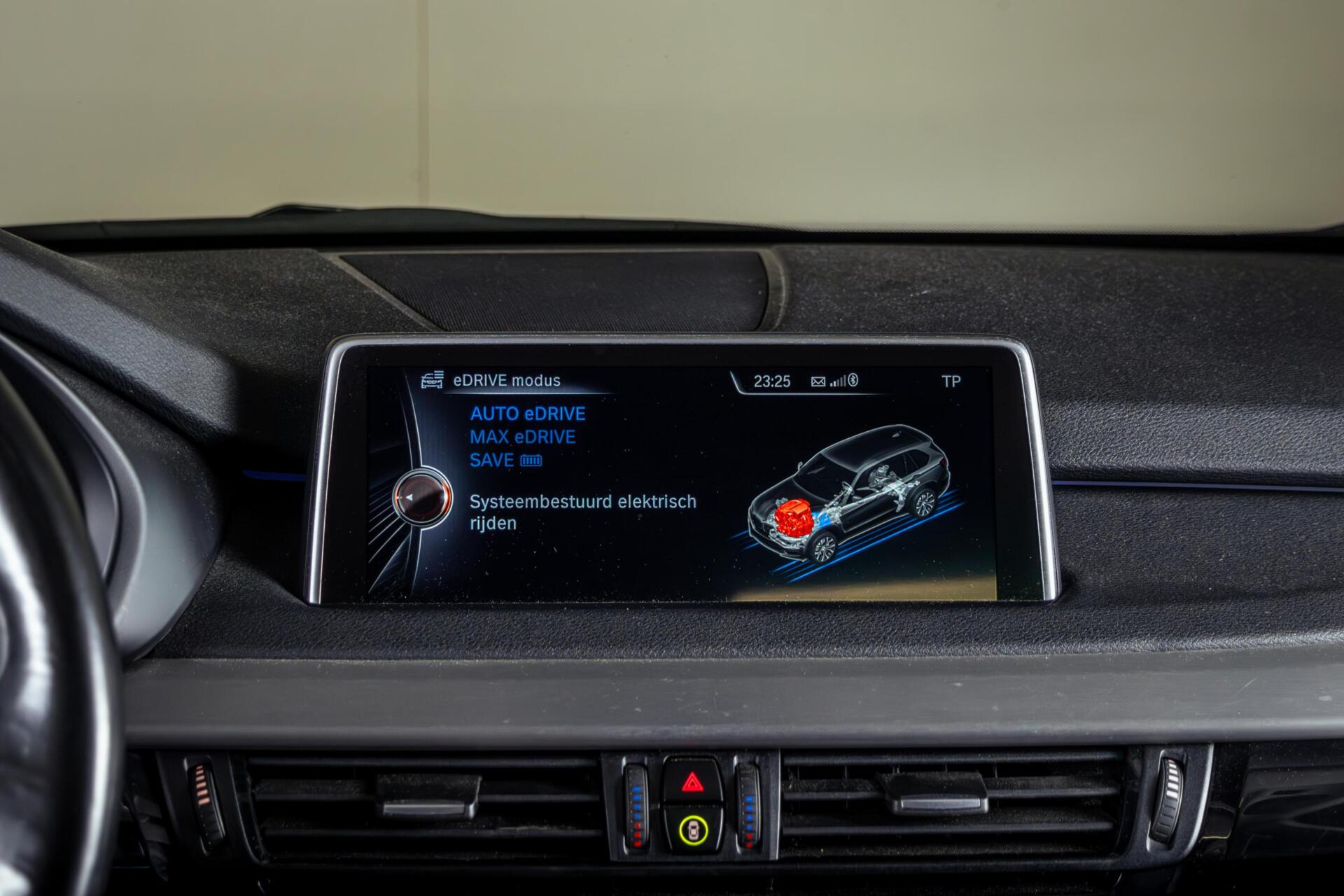 Foto van BMW X5 Xdrive40e