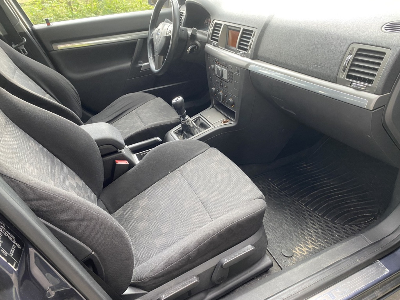 Foto van Opel Vectra GTS