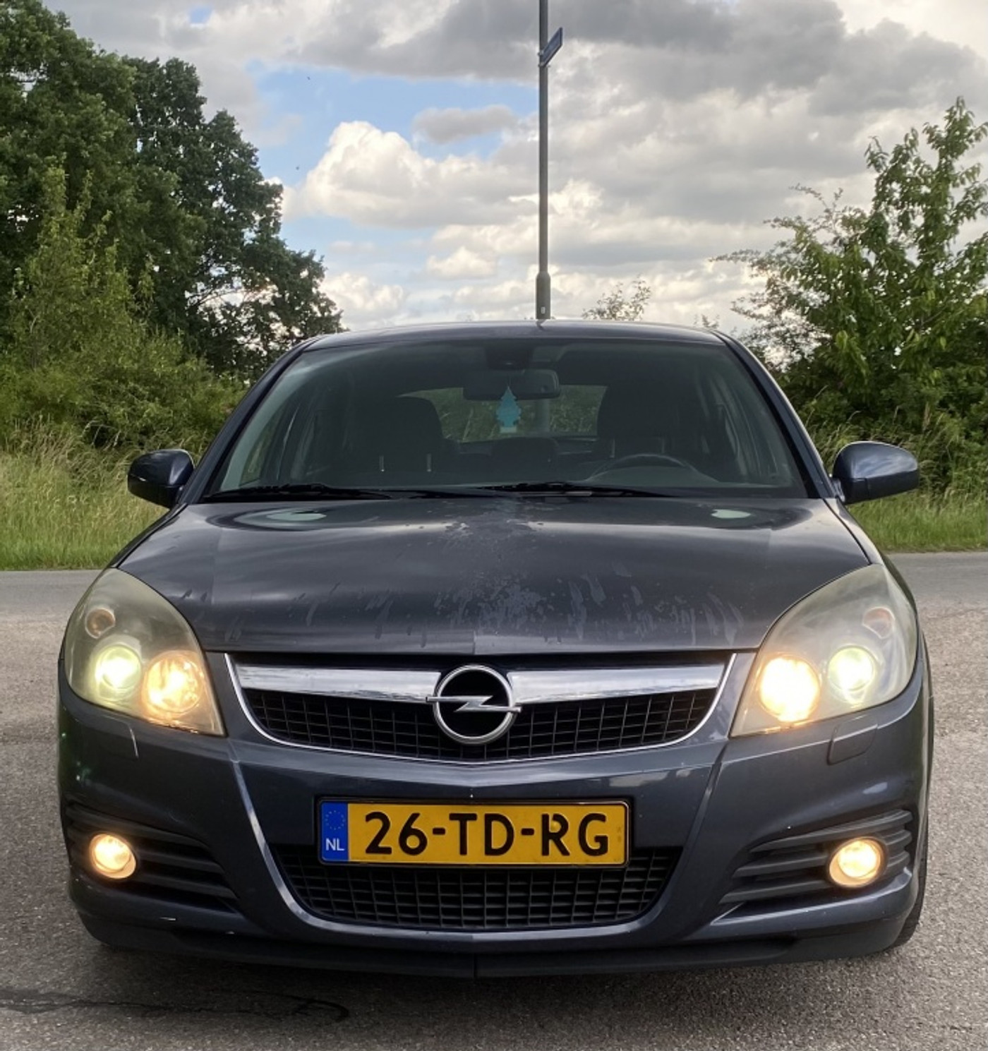 Foto van Opel Vectra GTS