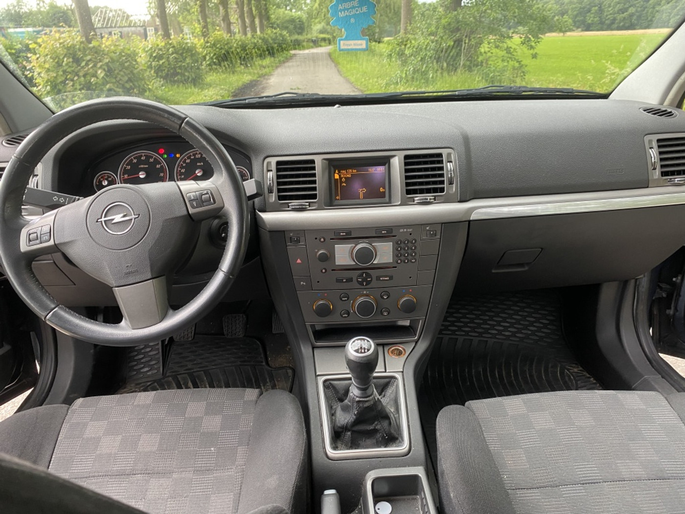 Foto van Opel Vectra GTS
