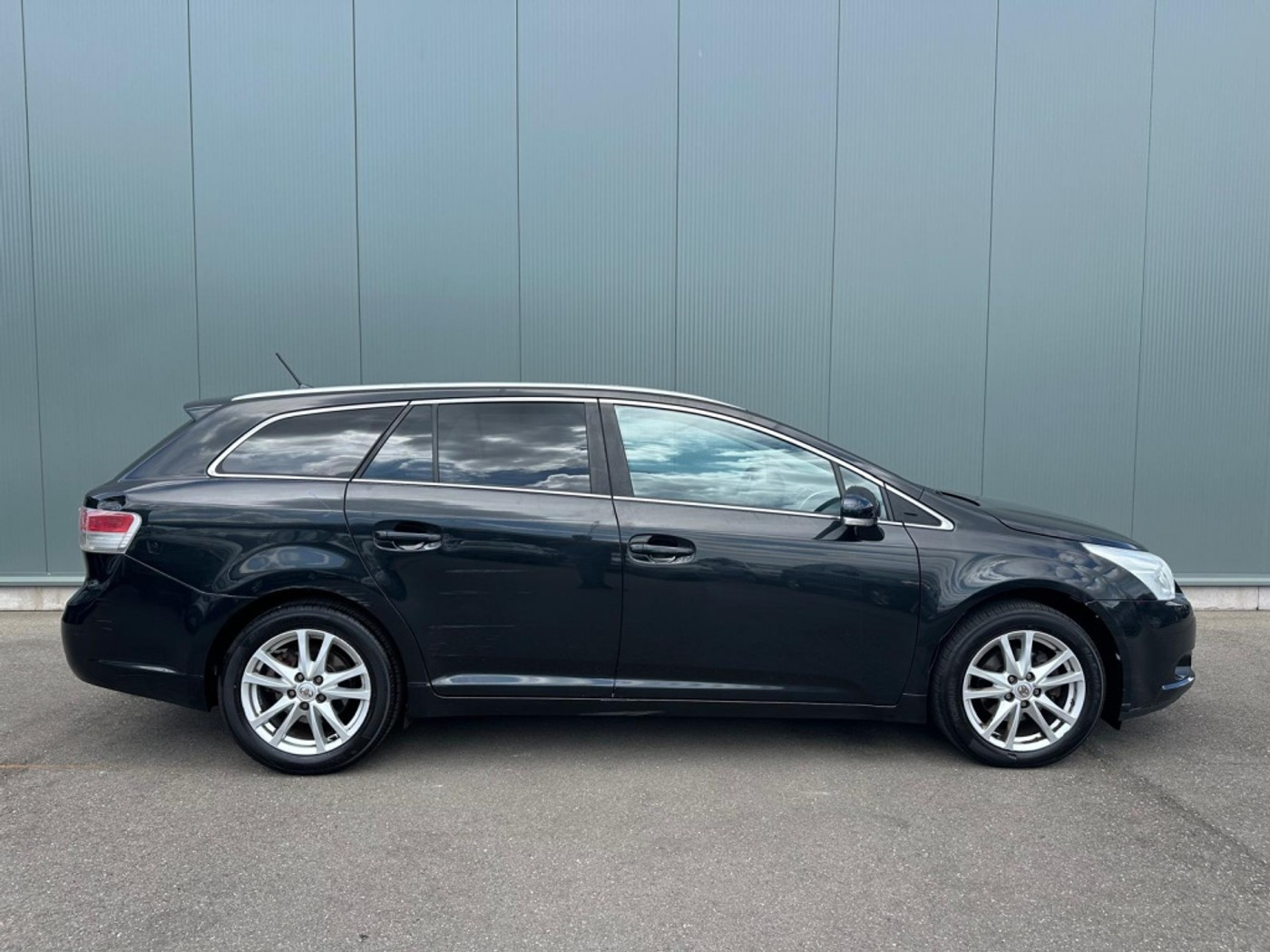 Foto van Toyota Toyota Avensis