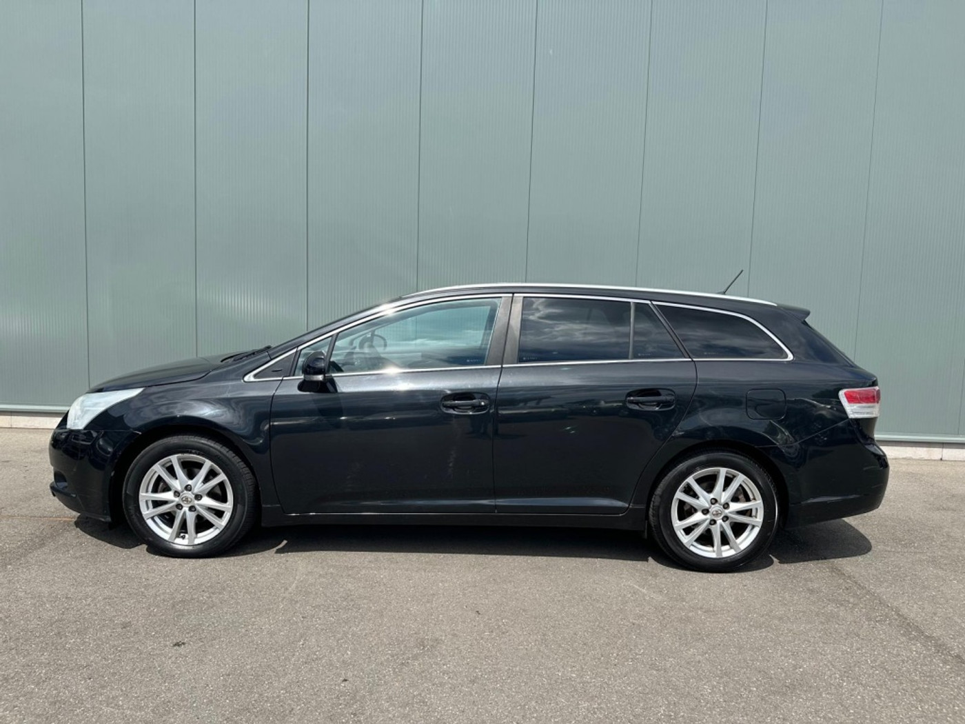 Foto van Toyota Toyota Avensis