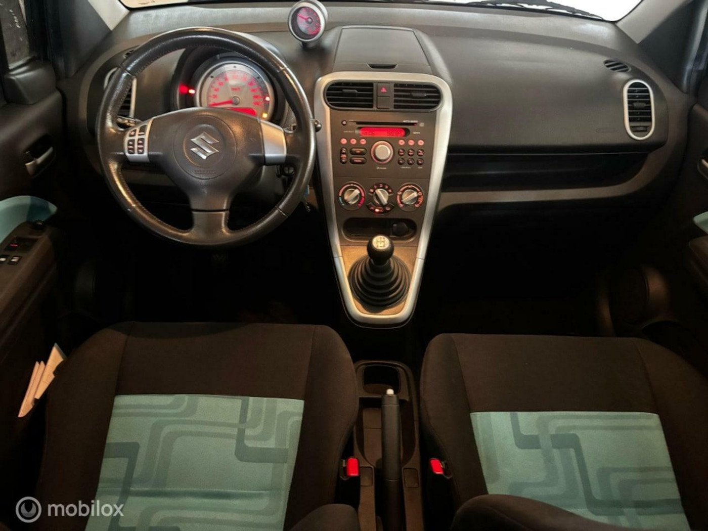 Foto van Suzuki Splash