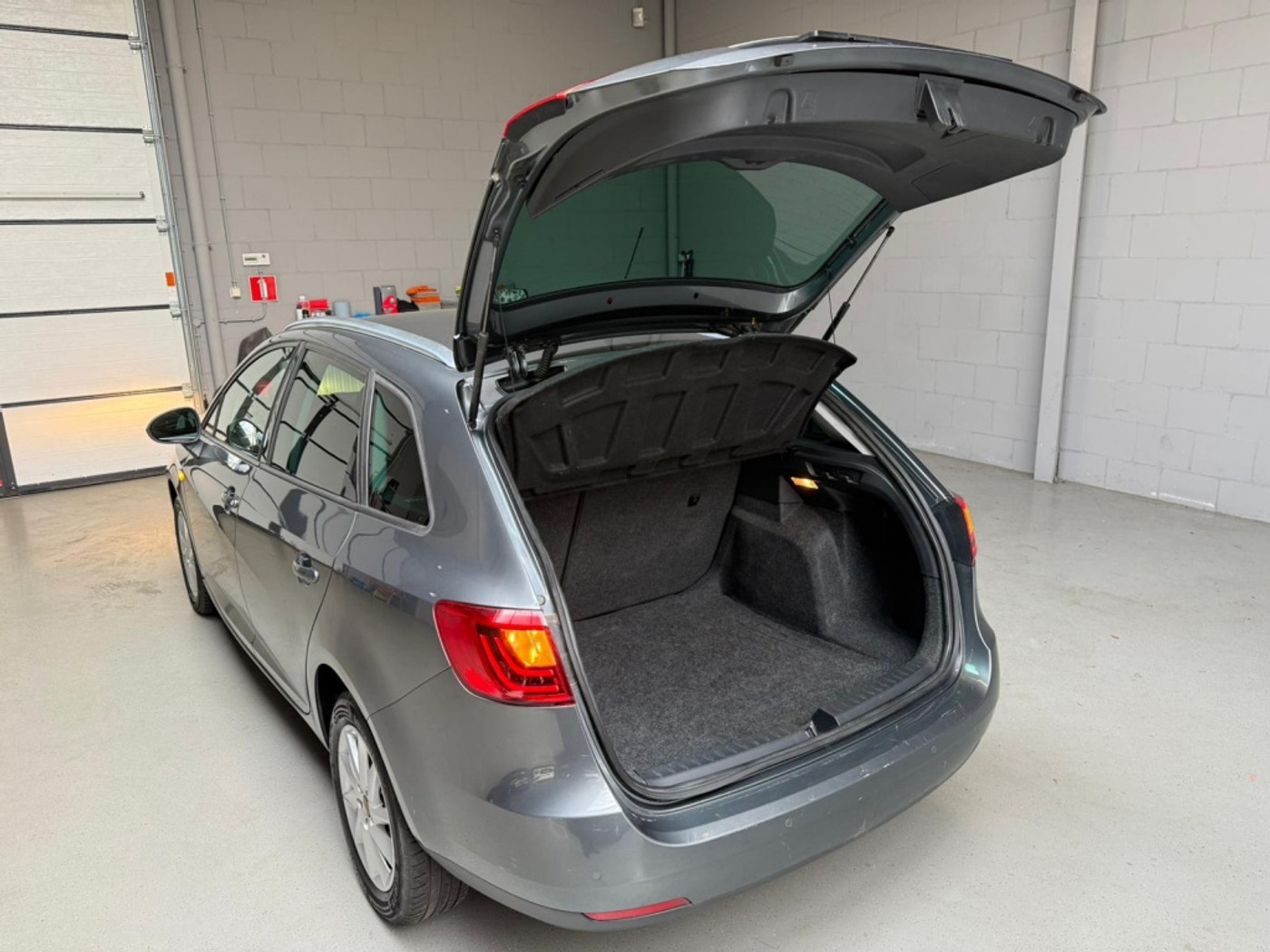 Foto van Seat Ibiza ST
