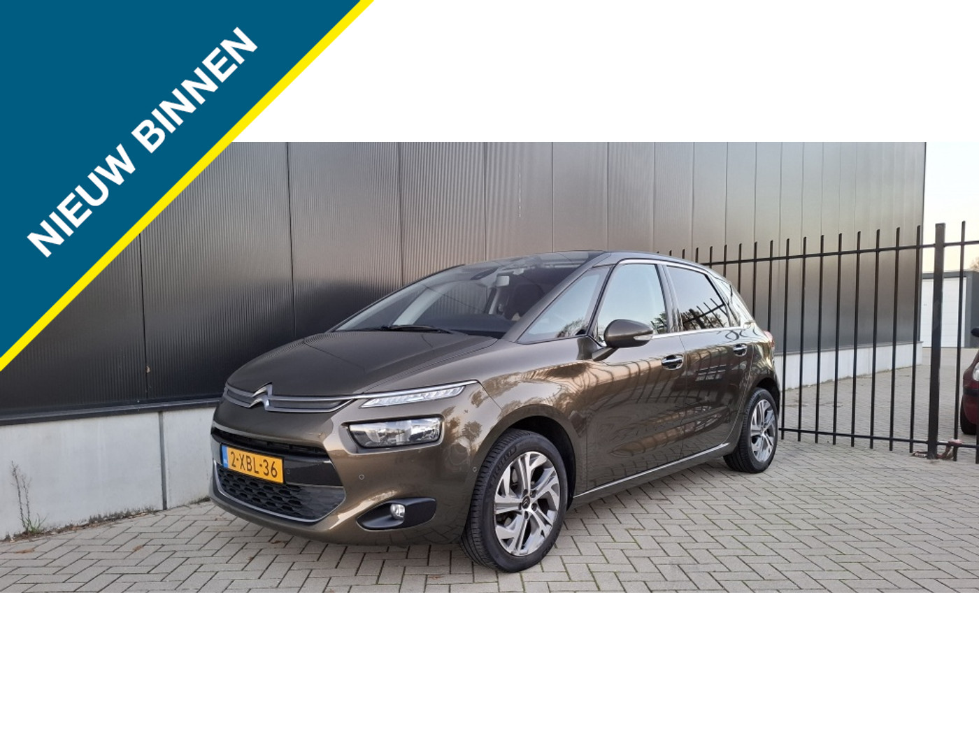 Citroen C4 Picasso 2Eig KeyLess Navi Pano NAP 2014 - voorkant