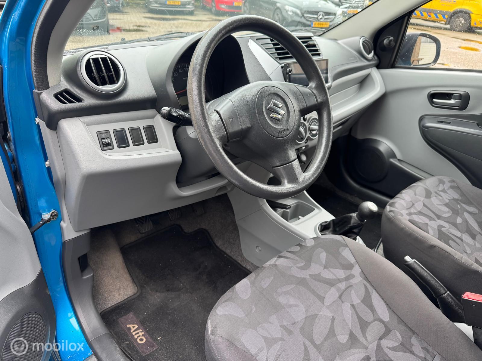 Foto van Suzuki Alto