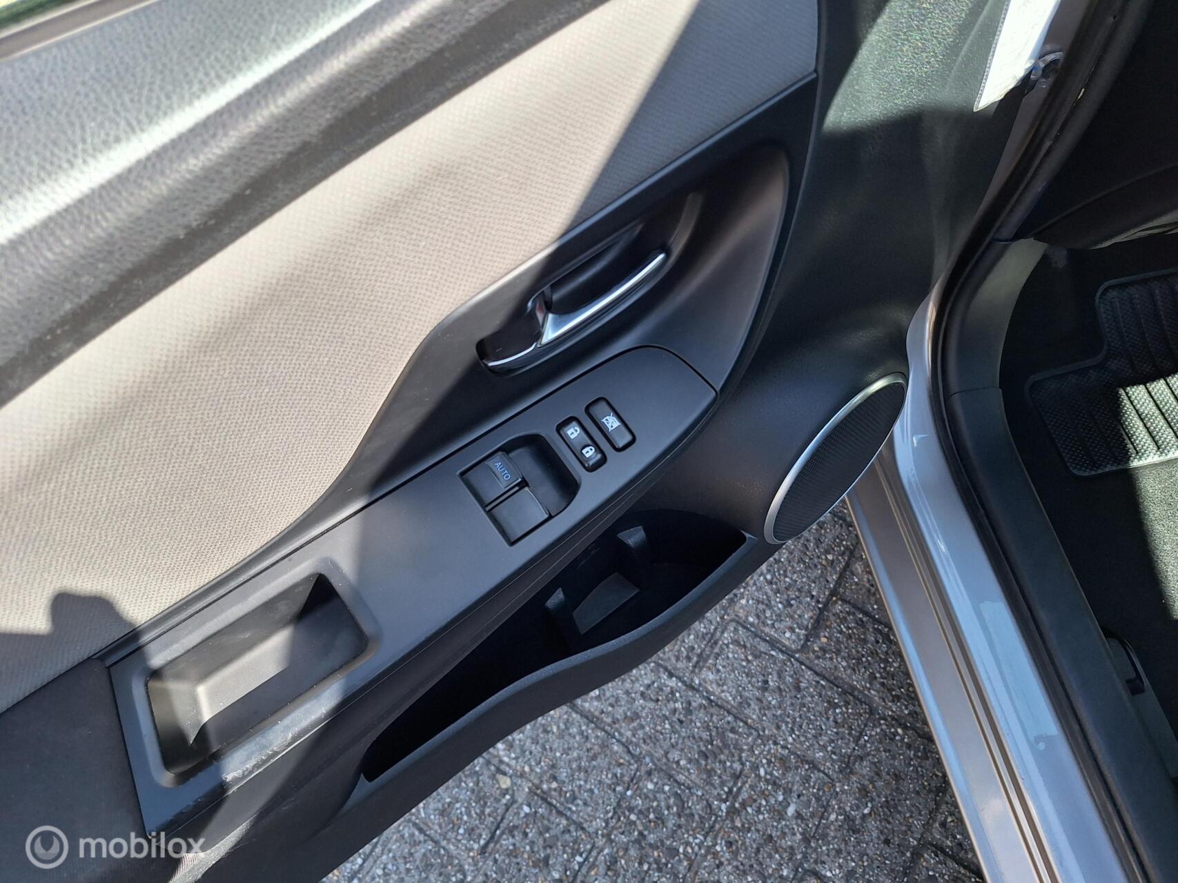 Foto van Toyota Toyota Yaris Hybrid