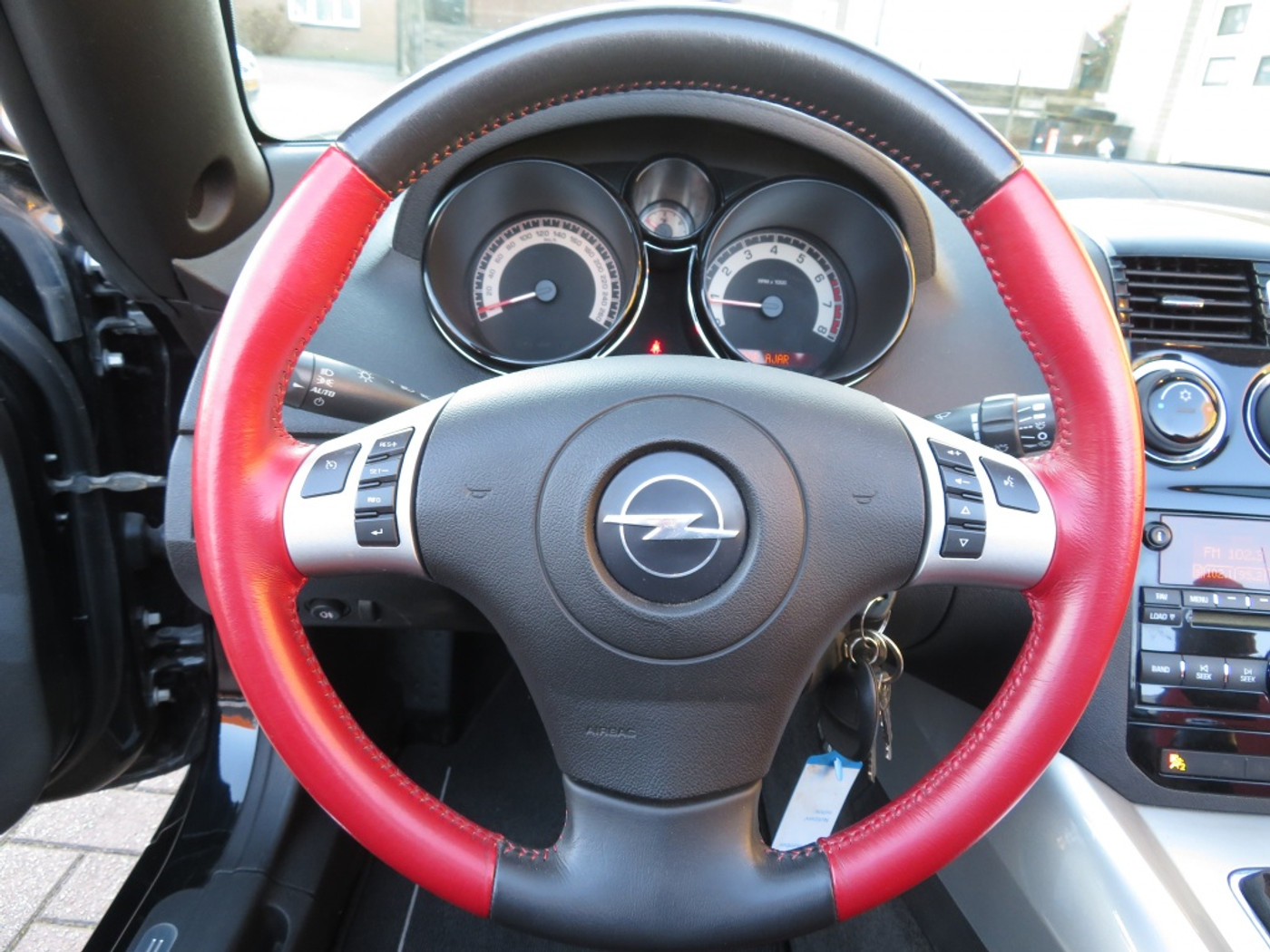 Foto van Opel GT