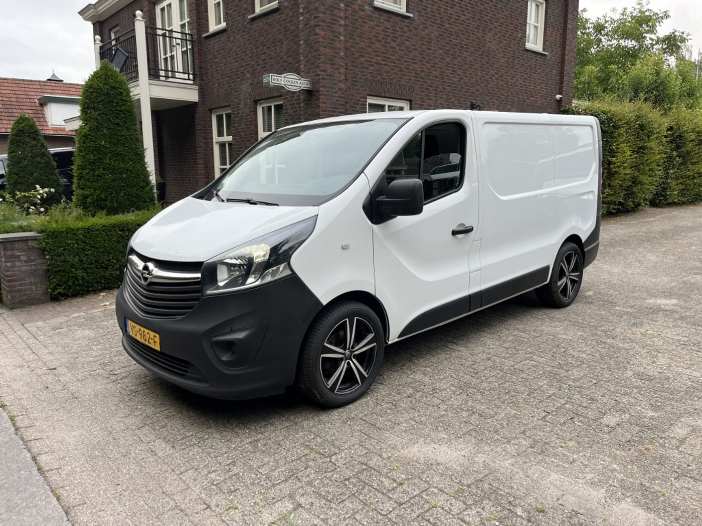 Opel Vivaro-b 1.6 CDTI L1H1 Ed Eco 2015 - voorkant