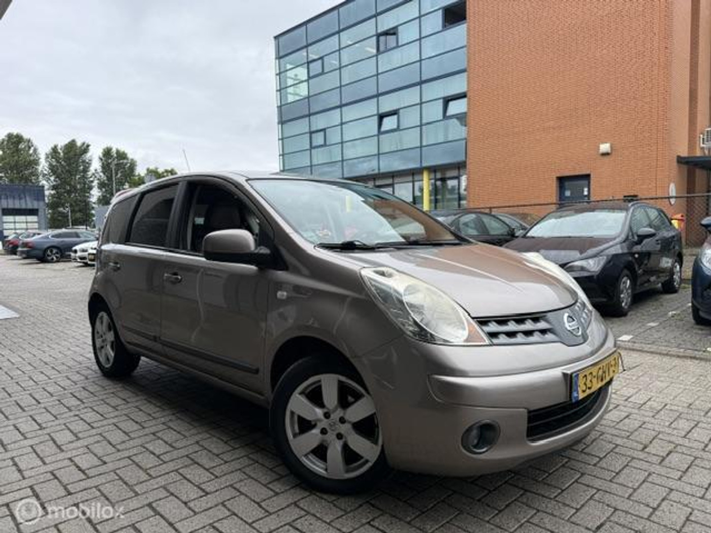 Nissan Nissan Note 1.4 Life Benzine 5 deurs Leer Airco 2008 - voorkant